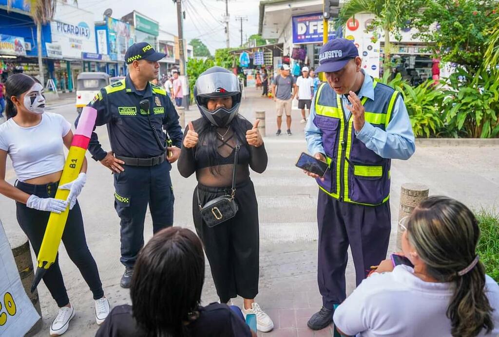 image for Pedagógicas con énfasis en el uso del casco