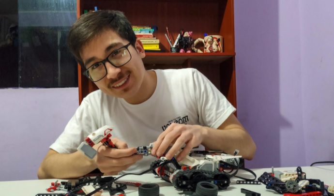 image for Robot de exploración espacial peruano se destaca en competencia mundial