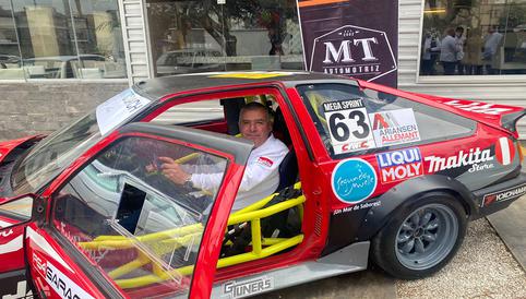 Piloto peruano invidente representará al país en carrera Internacional image for Piloto peruano invidente representará al país en carrera Internacional