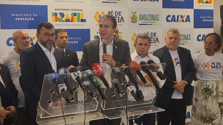 Programa Pé-de-Meia vai beneficiar 105 mil estudantes da rede pública do AM image for Programa Pé-de-Meia vai beneficiar 105 mil estudantes da rede pública do AM