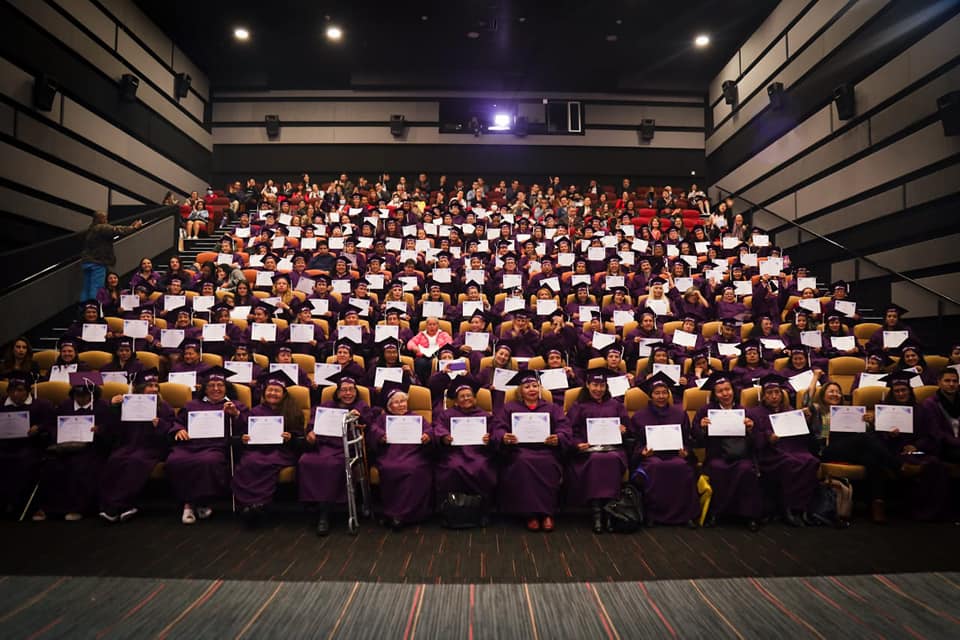 image for Quinta graduación de mujeres en cursos virtuales gratuitos