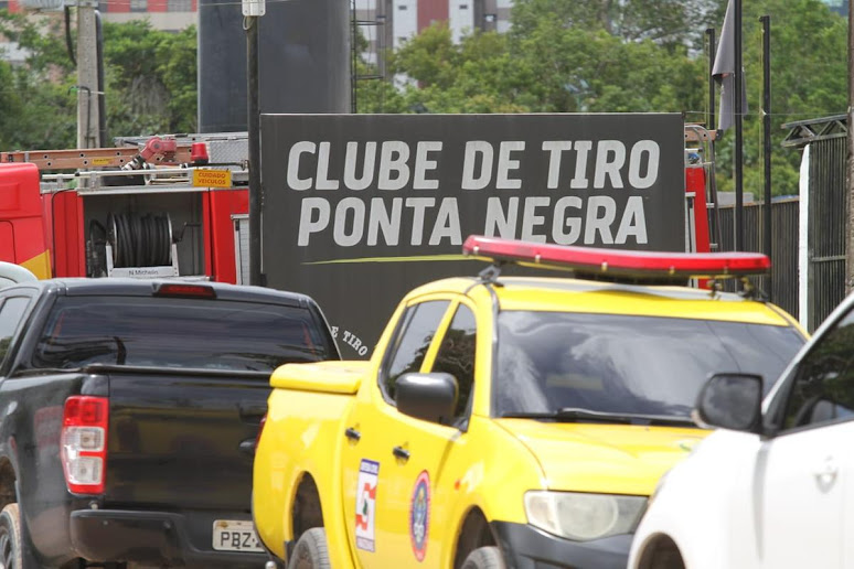 Quatro pessoas morrem após explosão em clube image for Quatro pessoas morrem após explosão em clube
