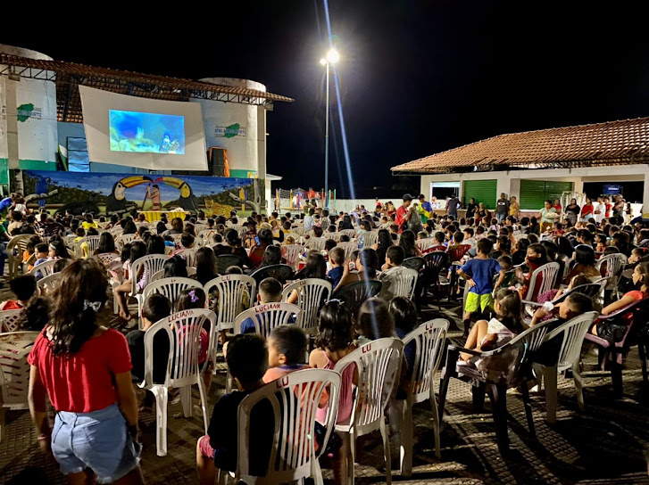 image for Primeira exibição do Cinema das Crianças