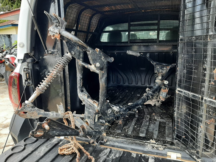 image for Encontram restos de veículo roubado e desmanchado