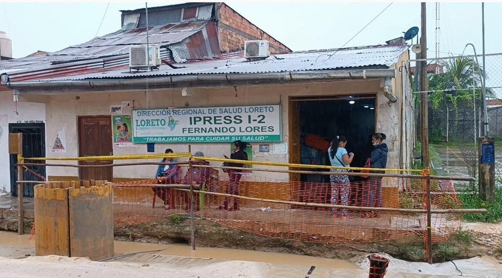 image for Lluvias inundaron un centro de salud de Iquitos
