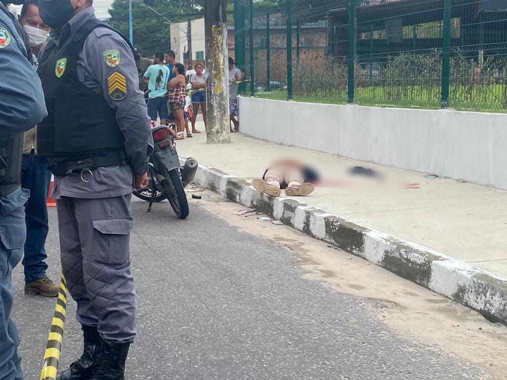 Suspeito de assaltos é executado a tiros por justiceiro image for Suspeito de assaltos é executado a tiros por justiceiro