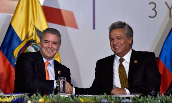 Presidente de Colombia y Ecuador en reunion
