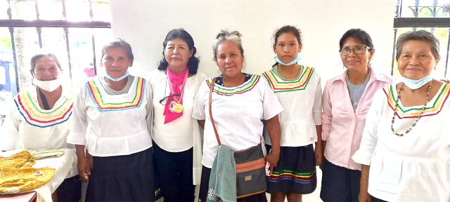 image for Galardonan a 20 mujeres loretanas
