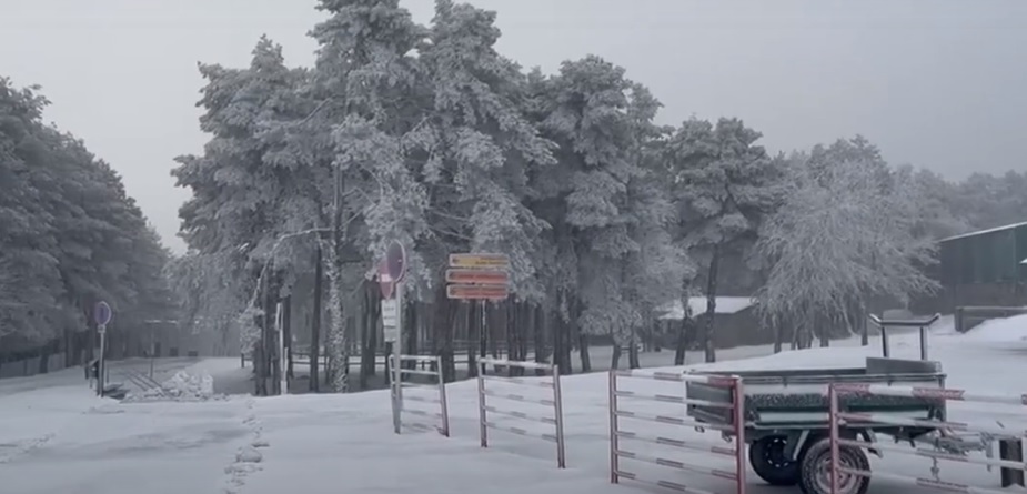 image for Vuelve la nieve a Ourense de España