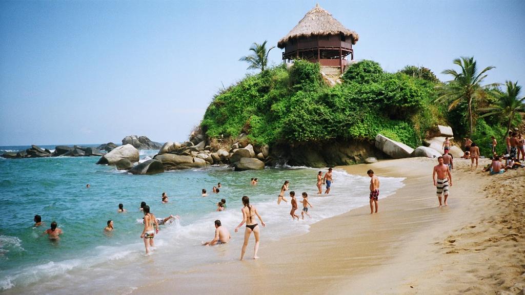 Playas del Parque Tayrona reabren sus puertas a los turistas image for Playas del Parque Tayrona reabren sus puertas a los turistas