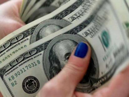 image for Dólar en Colombia cae con fuerza