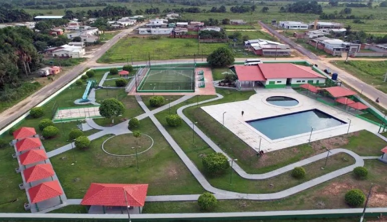 image for Prefeito entrega Parque Municipal revitalizado à população de Rodrigues Alves