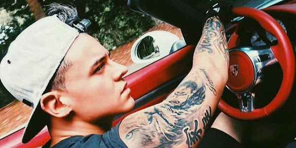 Razones del juez para no enviar a la carcel a Kevin Roldán Persona en un auto deportivo
