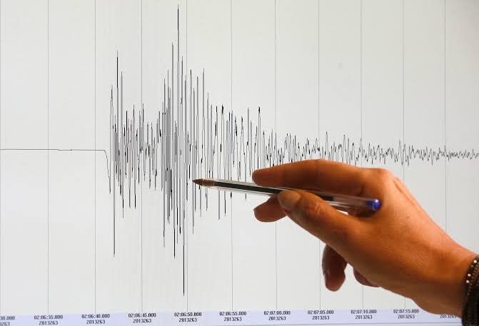 130 réplicas por lo menos tras el fuerte sismo image for 130 réplicas por lo menos tras el fuerte sismo