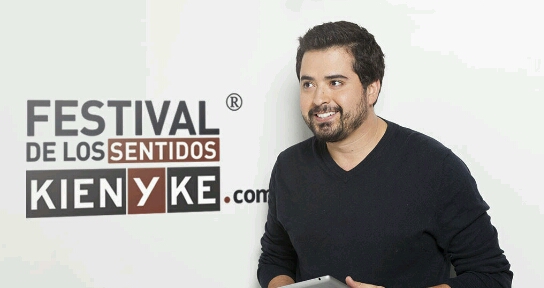 Primer Premio Nacional de Periodismo Digital en Colombia Persona vestida en una foto promocional