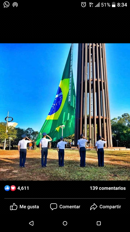 Militares da FAB durante a substituição da Bandeira Nacional image for Militares da FAB durante a substituição da Bandeira Nacional
