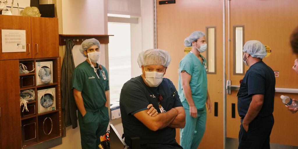 Florida Hospitals Race to Find Open Beds image for Florida Hospitals Race to Find Open Beds