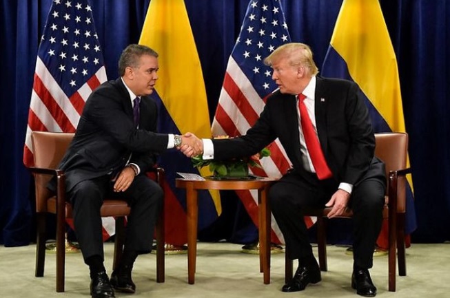 Estas son las conclusiones del encuentro entre Duque y Trump Trump y Duque estrechando las manos