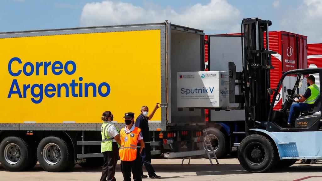 Nuevo lote de vacunas llega a argentina image for Nuevo lote de vacunas llega a argentina