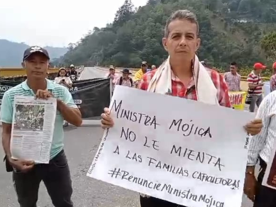 Avanza el Paro Nacional Cafetero en varias regiones del país image for Avanza el Paro Nacional Cafetero en varias regiones del país