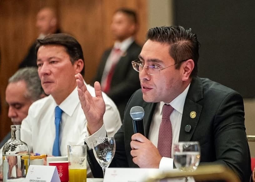     Cristian Quiroz: “Colombia tiene la democracia más fuerte de América Latina”