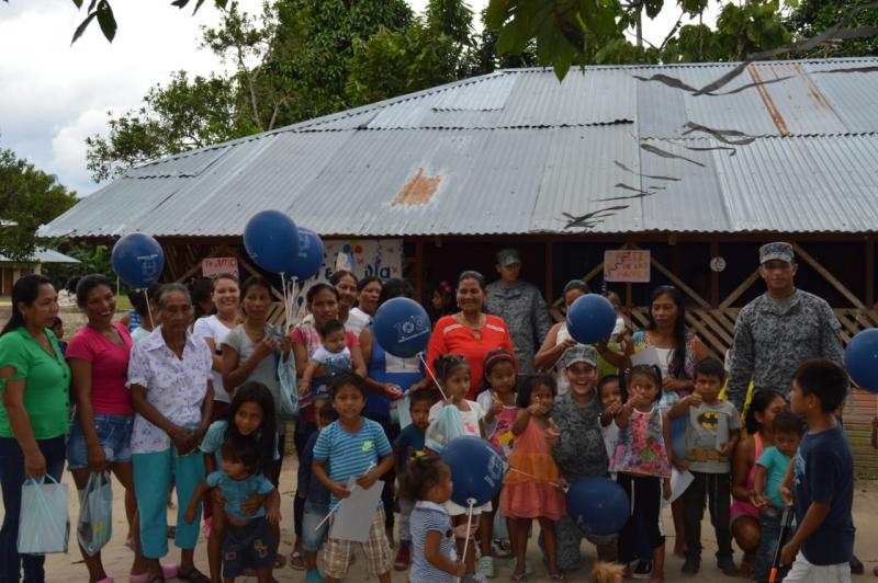 Madres del Amazonas celebran su día con la Fuerza Aérea Colombiana