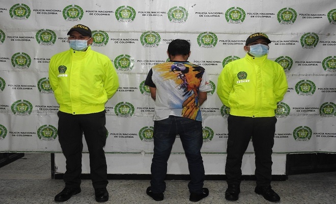 POLICÍA EN LETICIA CAPTURA UN HOMBRE MEDIANTE ORDEN JUDICIAL POR EL DELITO DE ACTOS SEXUALES CON MENOR DE 14 AÑOS POLICÍA EN LETICIA CAPTURA UN HOMBRE MEDIANTE ORDEN JUDICIAL POR EL DELITO DE ACTOS SEXUALES CON MENOR DE 14 AÑOS