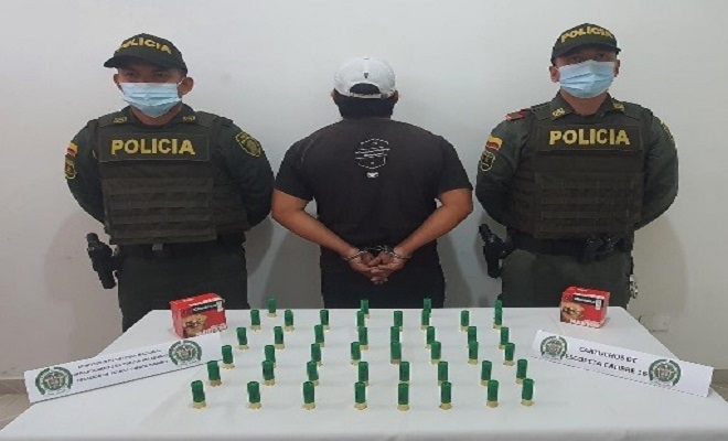 EN PUERTO NARIÑO, POLICÍA CAPTURA A EXTRANJERO CON MUNICIÓN CALIBRE 16 EN PUERTO NARIÑO, POLICÍA CAPTURA A EXTRANJERO CON MUNICIÓN CALIBRE 16