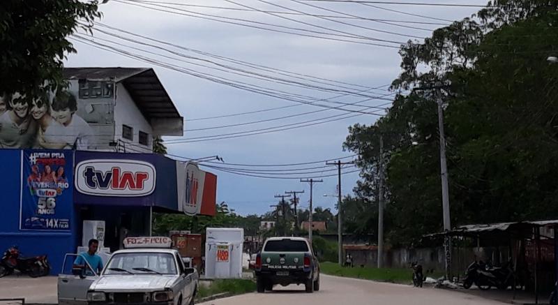 Jovem é espancado brutalmente no Centro da cidade Jovem é espancado brutalmente no Centro da cidade