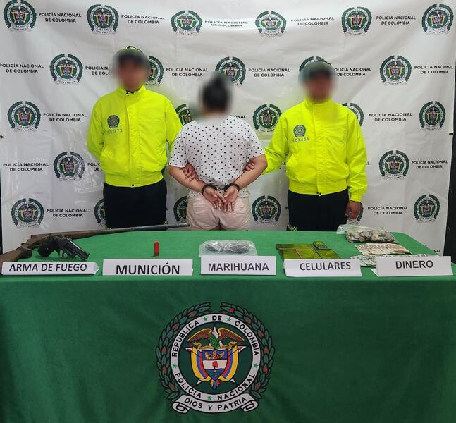MUJER FUE CAPTURADA CON IMPORTANTE MATERIAL ILÍCITO EN SU VIVIENDA