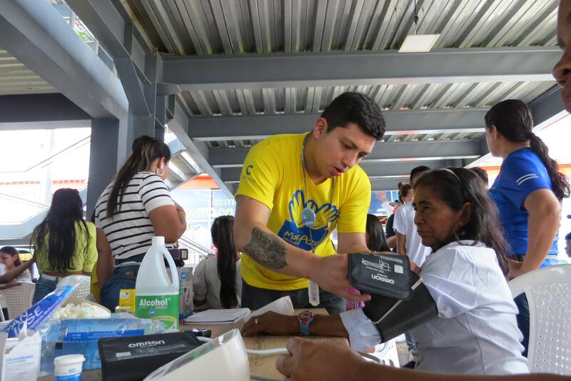 Casi mil personas fueron beneficiadas en una gran jornada de salud al sur del país