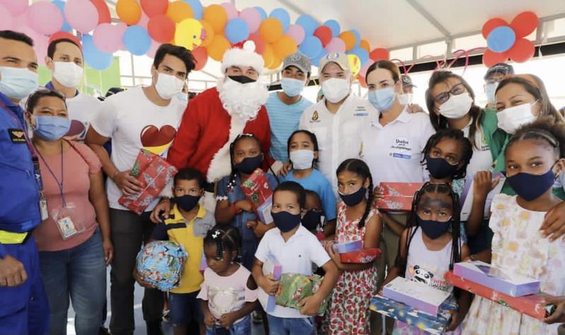 Presidente Duque y Directora del ICBF llevaron la alegría de la Navidad a la niñez de Providencia