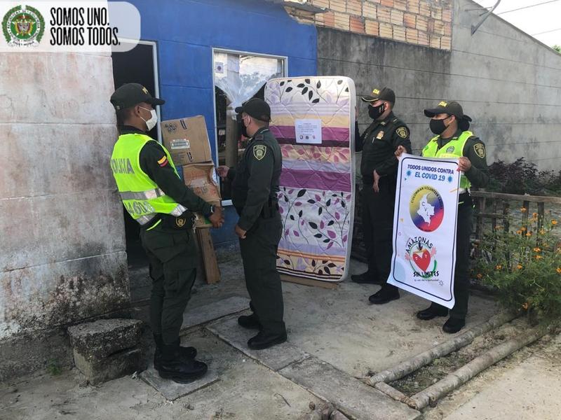 Policía en Leticia consigue Donación para niña con dificultades de motricidad Policía en Leticia consigue Donación para niña con dificultades de motricidad