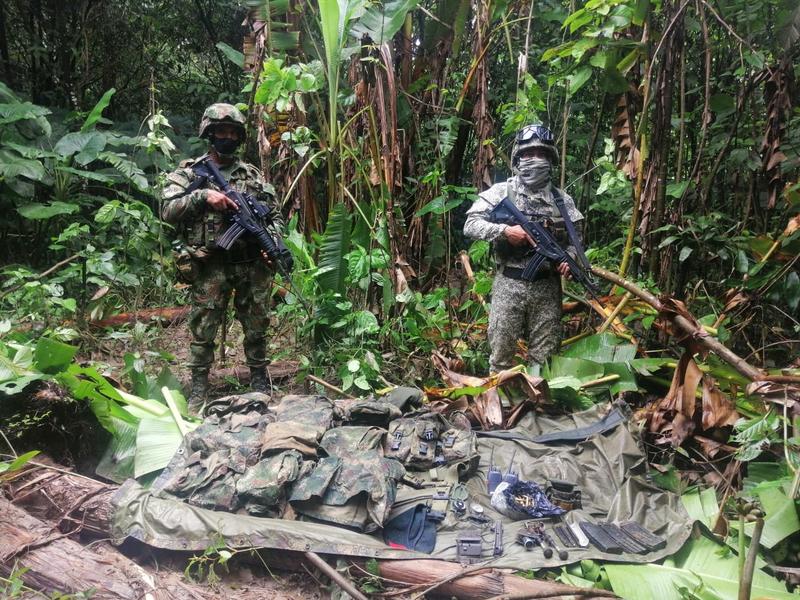  LOCALIZADO DEPÓSITO ILEGAL CON MATERIAL DE GUERRA DE LAS DISIDENCIAS DE LAS FARC EN PUTUMAYO