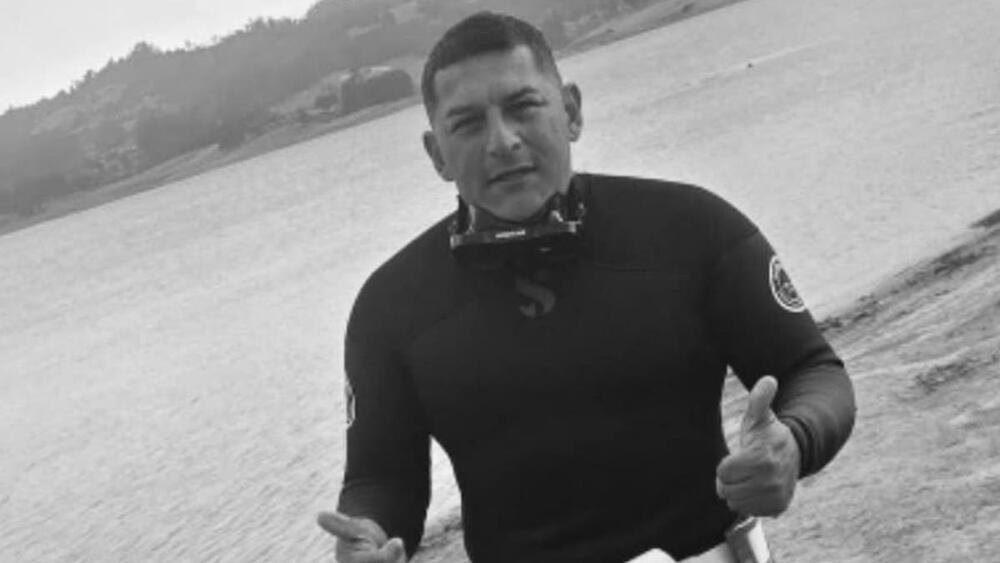 Hallan sin vida a el subintendente Carlos Andrés Rozo, bombero desaparecido durante labores de búsqueda en Cundinamarca Hallan sin vida a el subintendente Carlos Andrés Rozo, bombero desaparecido durante labores de búsqueda en Cundinamarca