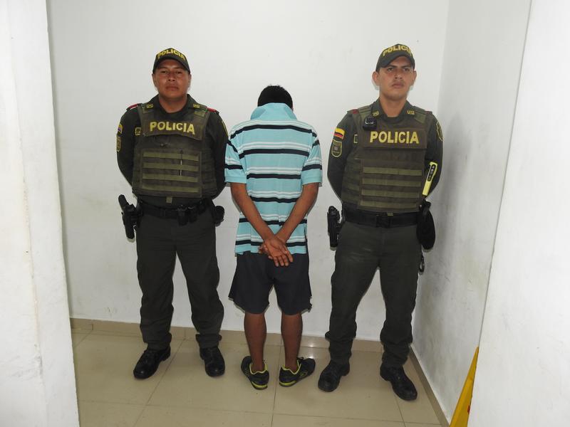EN PUERTO NARIÑO FUE CAPTURADO UN SUJETO POR TRÁFICO LOCAL DE ESTUPEFACIENTES EN PUERTO NARIÑO FUE CAPTURADO UN SUJETO POR TRÁFICO LOCAL DE ESTUPEFACIENTES