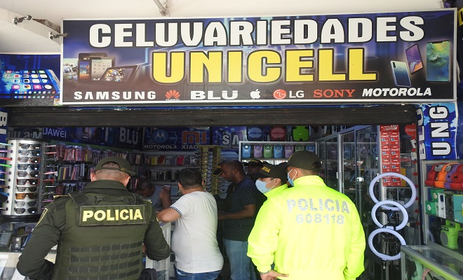 POLICÍA NACIONAL INTENSIFICA LOS CONTROLES EN LOS ESTABLECIMIENTOS ABIERTOS AL PÚBLICO 