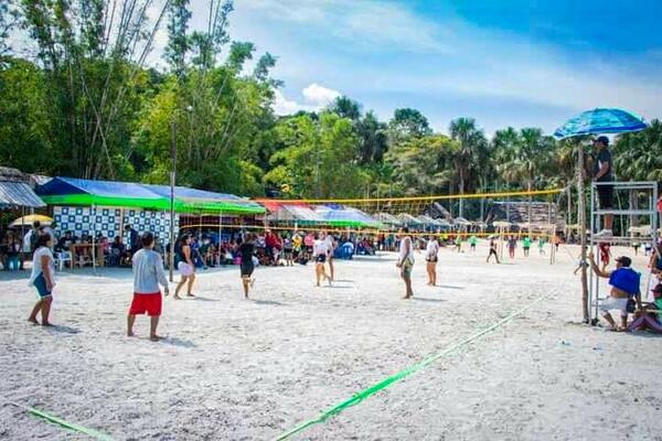 Campeonato Deportivo Fútbol y Voley Playa, en el Complejo Turístico de Quistococha