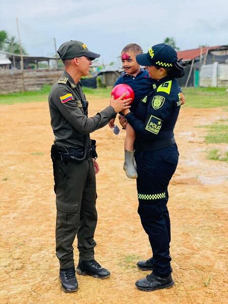 Compromiso y Seguridad, La Policía Nacional en el Amazonas Protege a la Niñez Durante el Receso Escolar