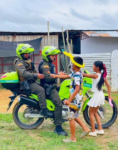 La Policía Nacional continúa trabajando por la seguridad y el bienestar en el Amazonas La Policía Nacional continúa trabajando por la seguridad y el bienestar en el Amazonas