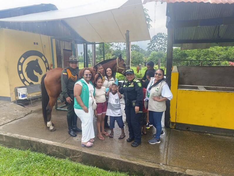 La Policía Nacional promueve el bienestar emocional y el desarrollo integral de la niñez en el Amazonas
