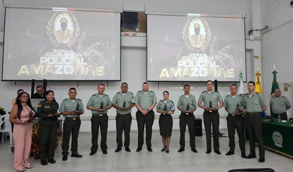 Departamento de Policía Amazonas exalta la excelencia y vocación de servicio de sus uniformados