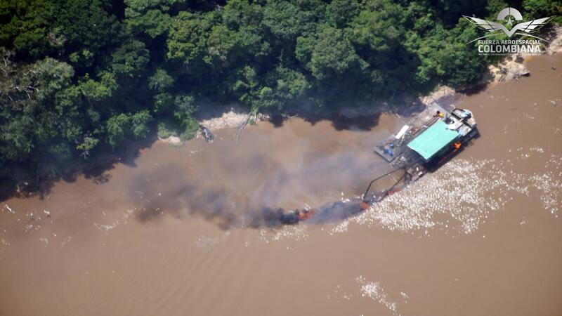 Operación entre Colombia y Brasil contra la explotación ilícita de yacimientos mineros en Amazonas