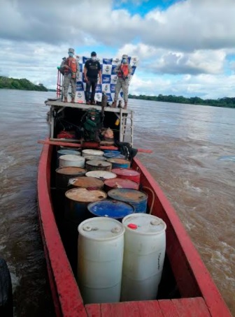 Incautados más de 3900 de galones de combustible en el río putumayo
