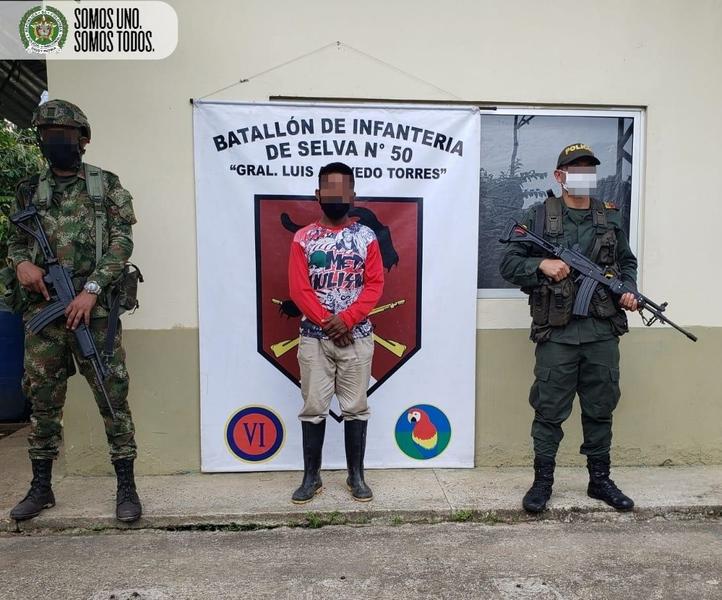 POLICÍA EN PUERTO SANTANDER CAPTURA UN HOMBRE POR COMETER DAÑOS AMBIENTALES POLICÍA EN PUERTO SANTANDER CAPTURA UN HOMBRE POR COMETER DAÑOS AMBIENTALES