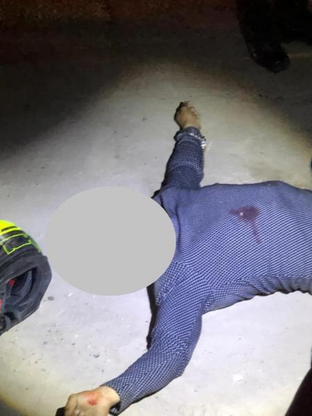 Homem alvejado com 8 a 10 tiros em Tabatinga Homem alvejado com 8 a 10 tiros em Tabatinga