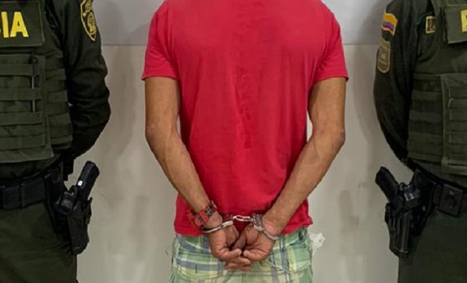 EN EL AEROPUERTO DE LETICIA, FUE CAPTURADO UN SUJETO POR EL DELITO DE HOMICIDIO EN EL AEROPUERTO DE LETICIA, FUE CAPTURADO UN SUJETO POR EL DELITO DE HOMICIDIO
