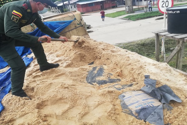 DESCRUBRIMOS MODALIDAD PARA EVADIR CONTROLES ADUANEROS EN LA CIUDAD DE LETICIA. DESCRUBRIMOS MODALIDAD PARA EVADIR CONTROLES ADUANEROS EN LA CIUDAD DE LETICIA.