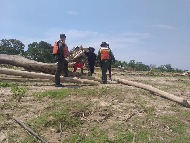 OPERATIVOS CONTRA LOS DAÑOS AMBIENTALES OPERATIVOS CONTRA LOS DAÑOS AMBIENTALES