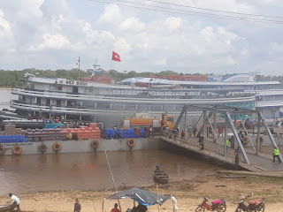 Príncipio de incêndio em barco no porto de BC